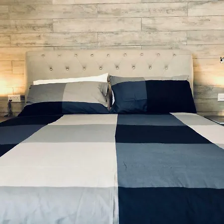 Townhouse In Centre Tatil Evi