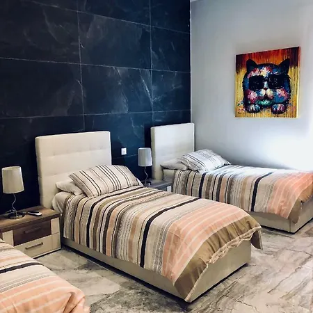 Townhouse In Centre Сasa de vacaciones Sliema